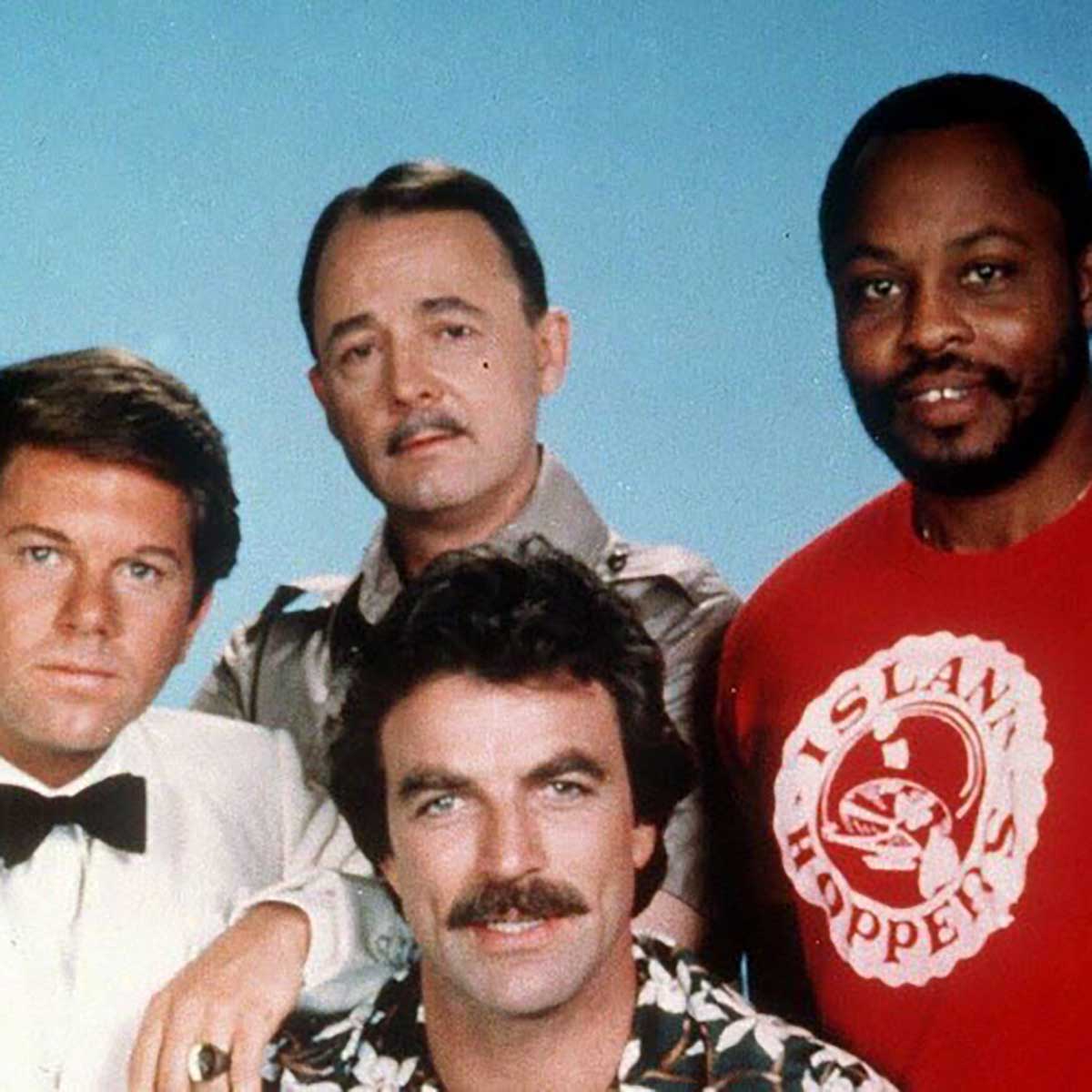 MAGNUM TEE